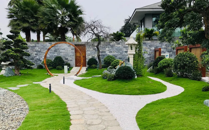 Thi công cảnh quan sân vườn tại Quận 1 nghệ thuật kết hợp giữa thiên nhiên và kiến trúc Thi công cảnh quan sân vườn tại Quận 1 nghệ thuật kết hợp giữa thiên nhiên và kiến trúc